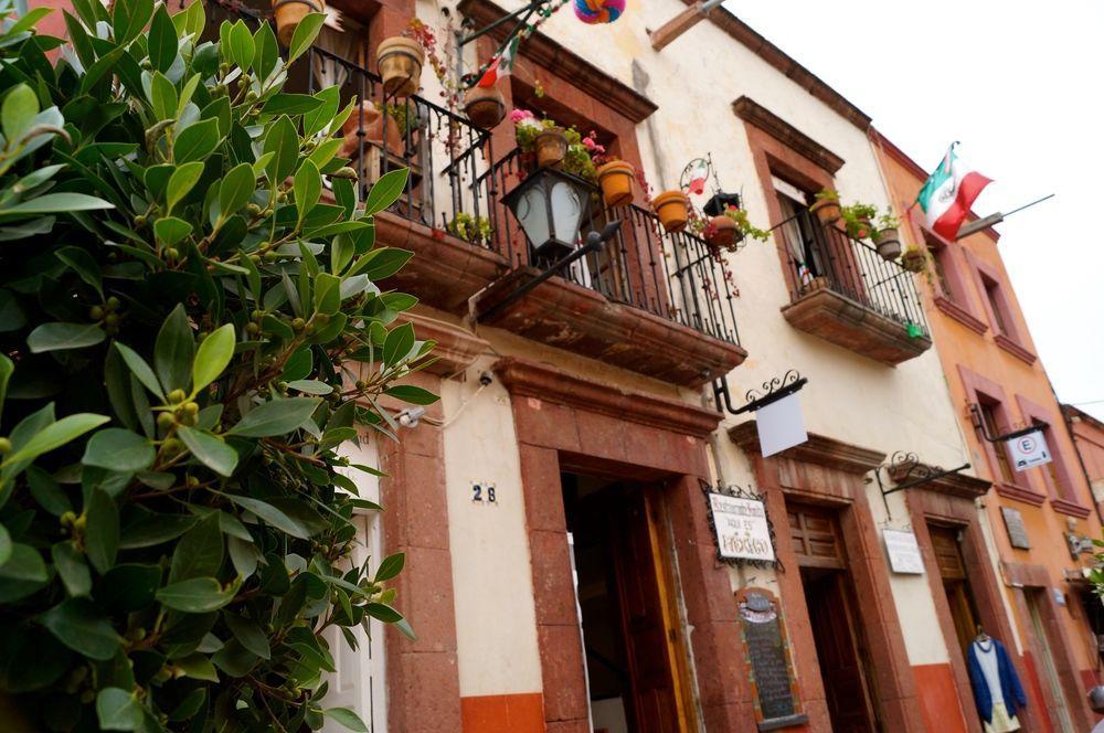 Hotel Aqui Es Mexico Сан Мигел де Аленде Екстериор снимка