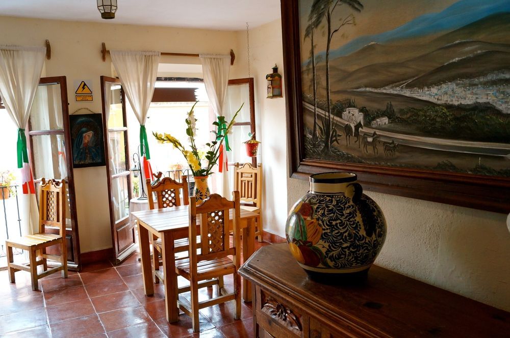 Hotel Aqui Es Mexico Сан Мигел де Аленде Екстериор снимка